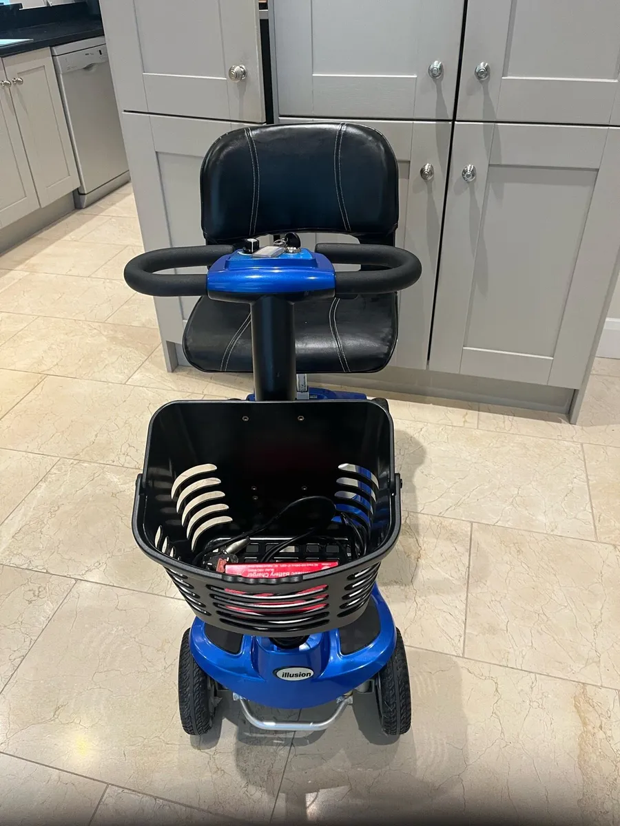 Mobility scooter - Image 2