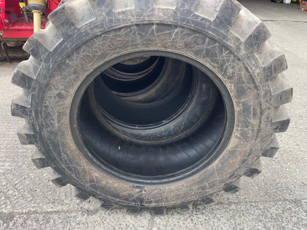 Telehandler tyres, set of 4. - Image 2