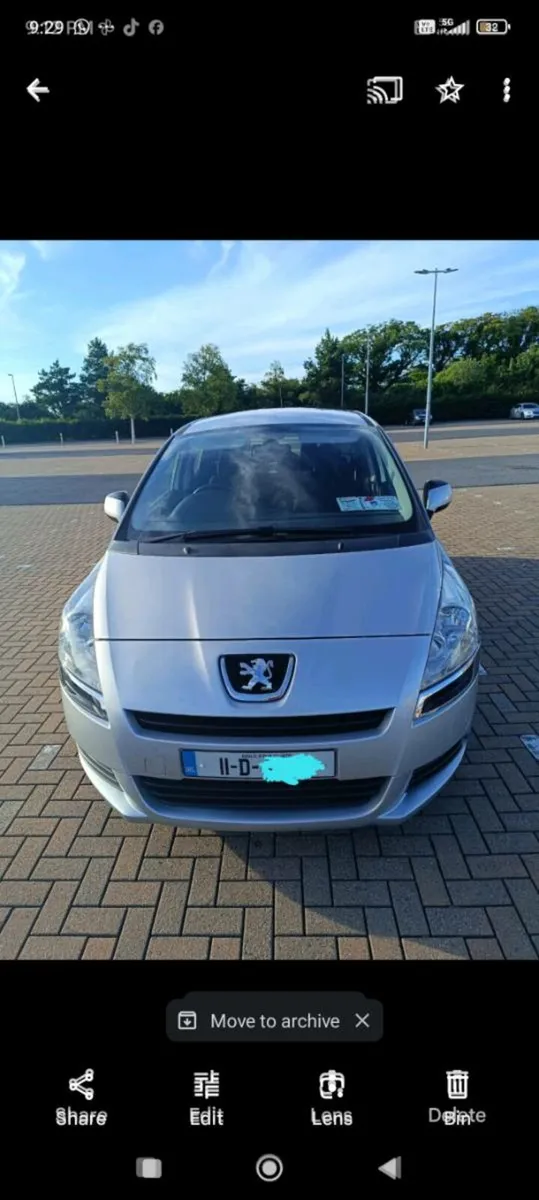 2011 Peugeot 5008 - Image 1