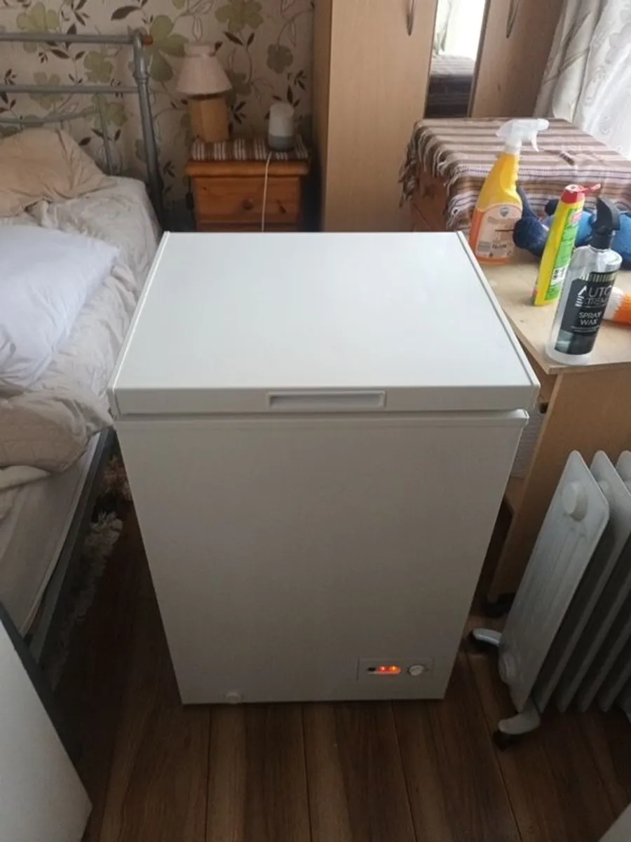 Chest Freezer - Image 3