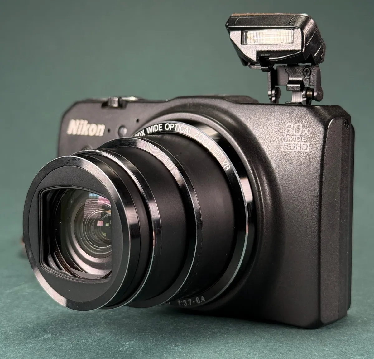 Nikon COOLPIX S9700 16.0MP Digital Camera - Image 2
