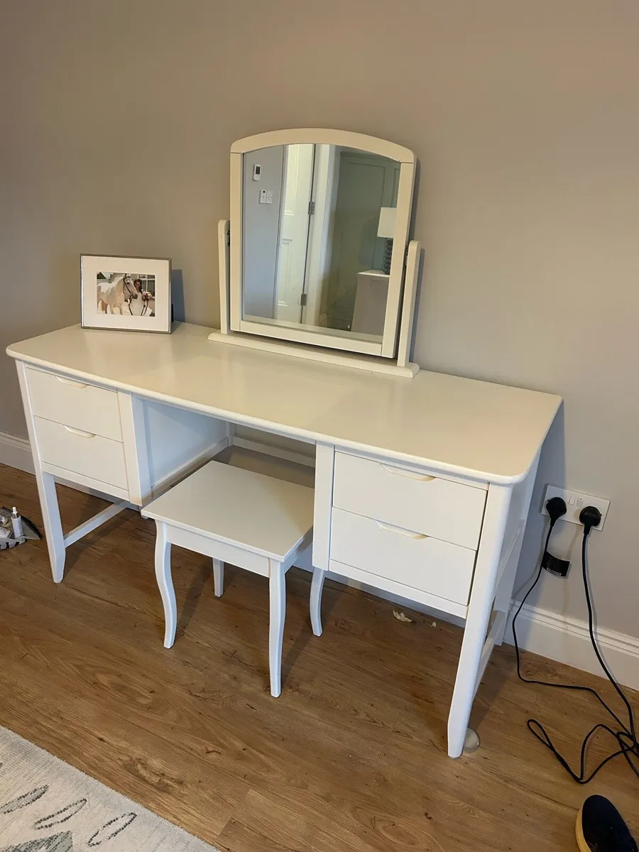 Dressing Table - Image 2