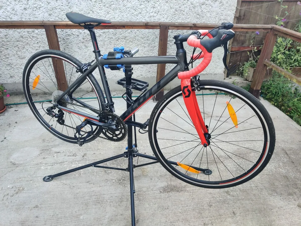Women's road bike - Image 3