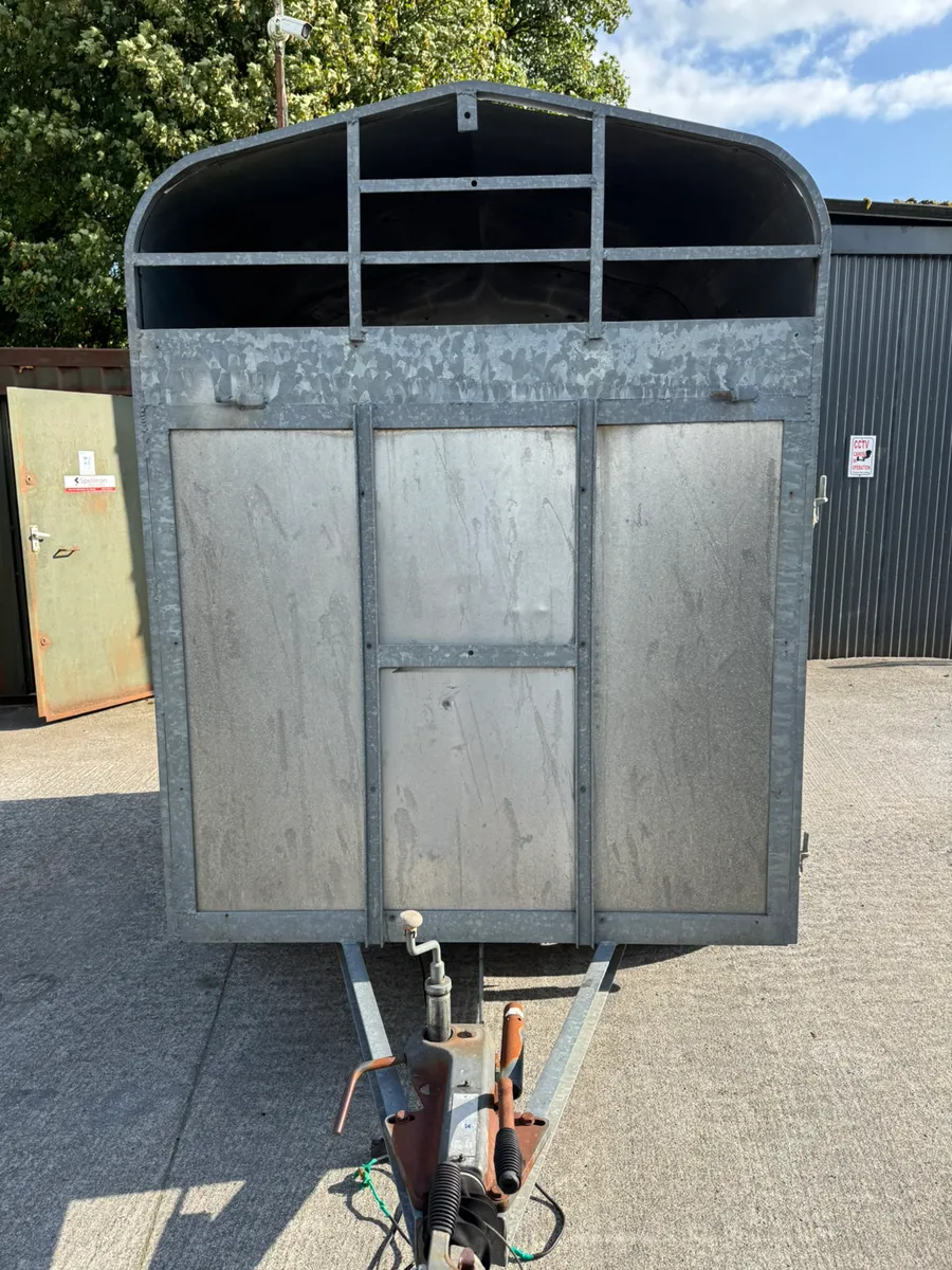 Livestock trailer - Image 2