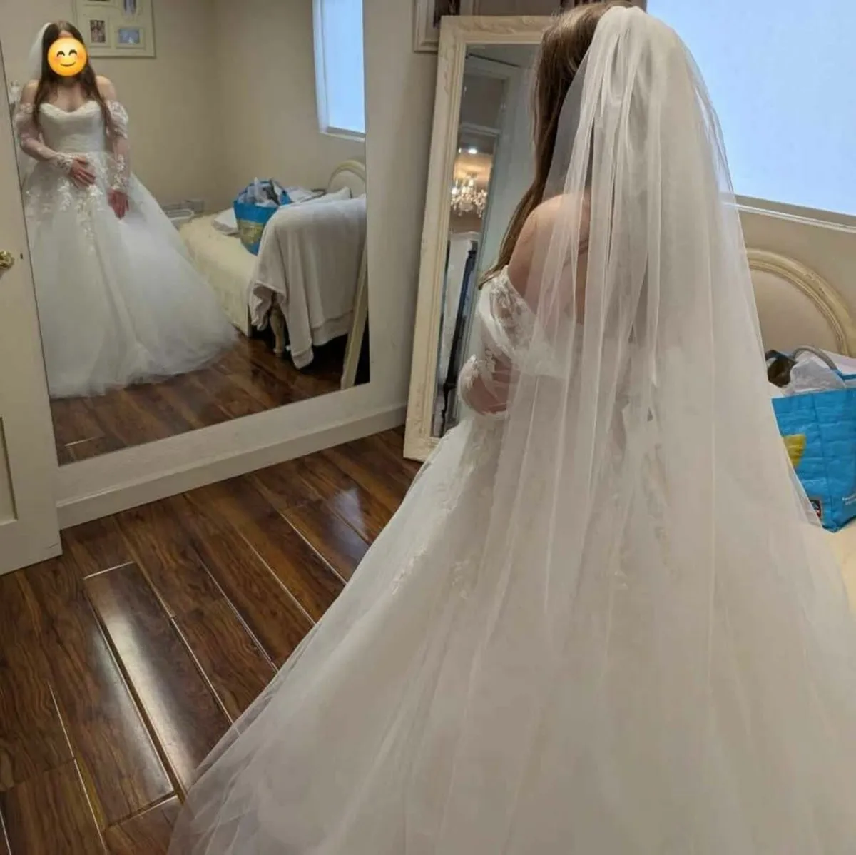 Wedding dress - Image 4