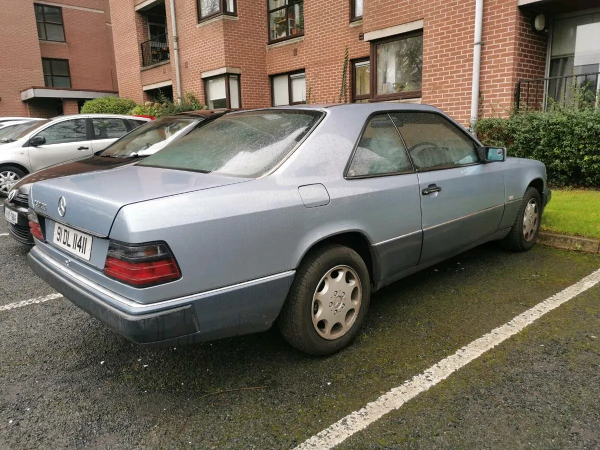 Mercedes 124 - Image 3
