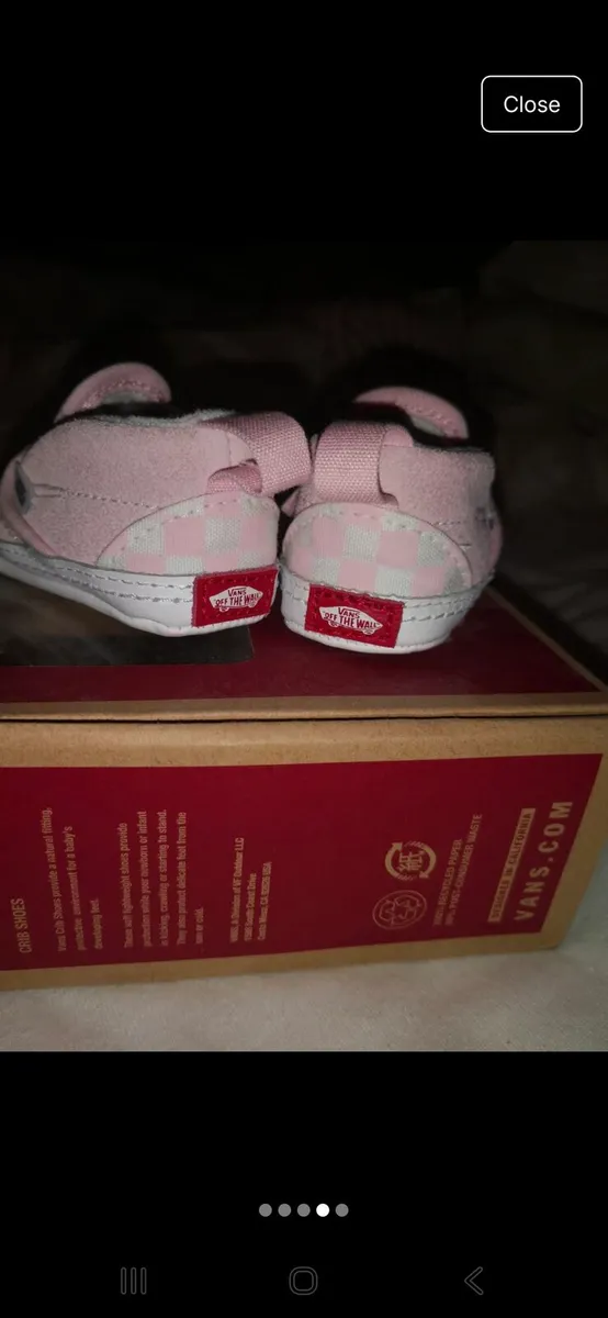 Baby girl pink converse - Image 3