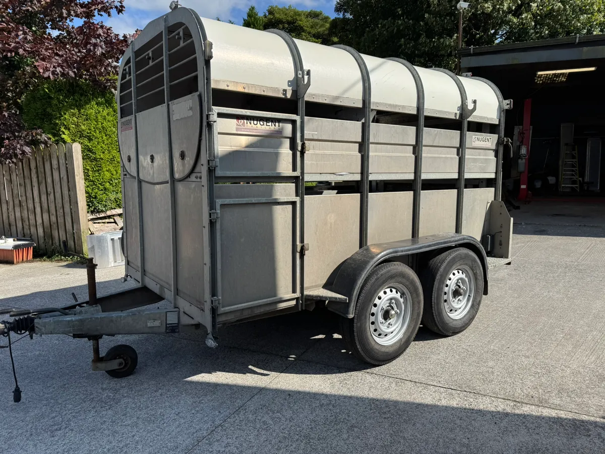 Nugent livestock trailer - Image 2