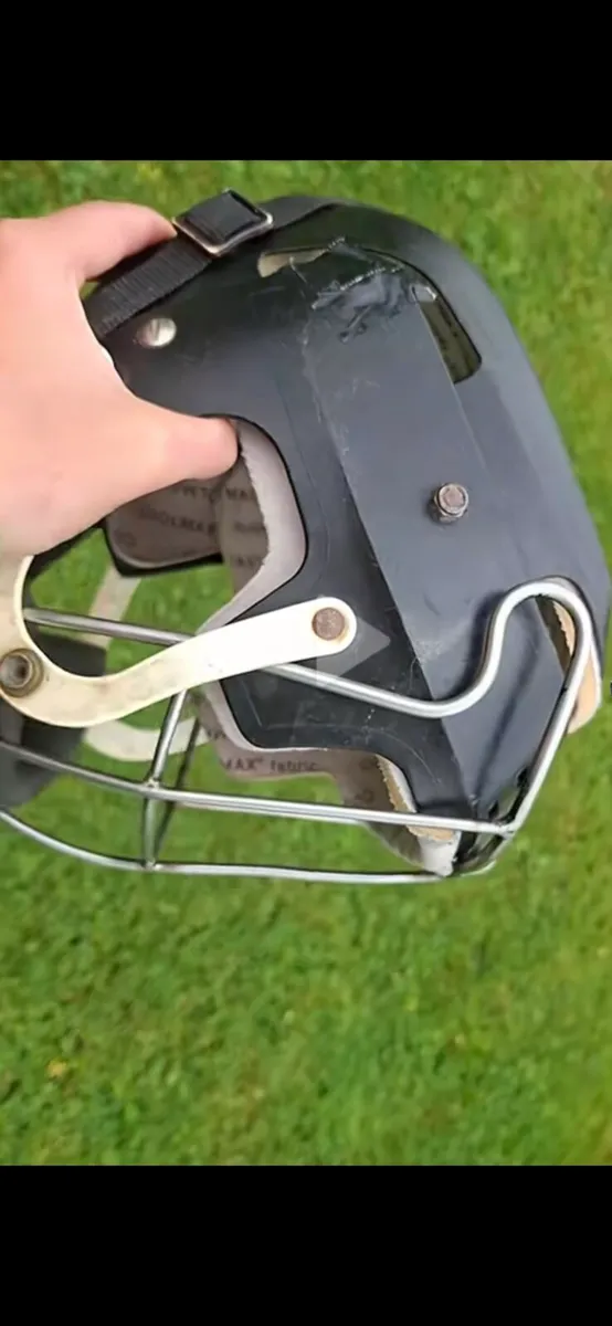 Kilkenny faceguard - Image 3