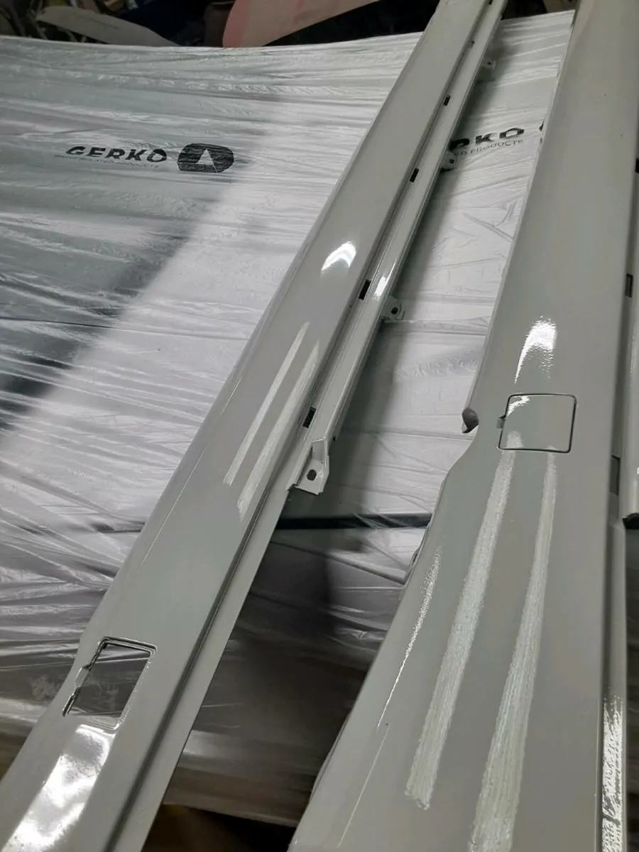 Bodywork and painting - Image 4