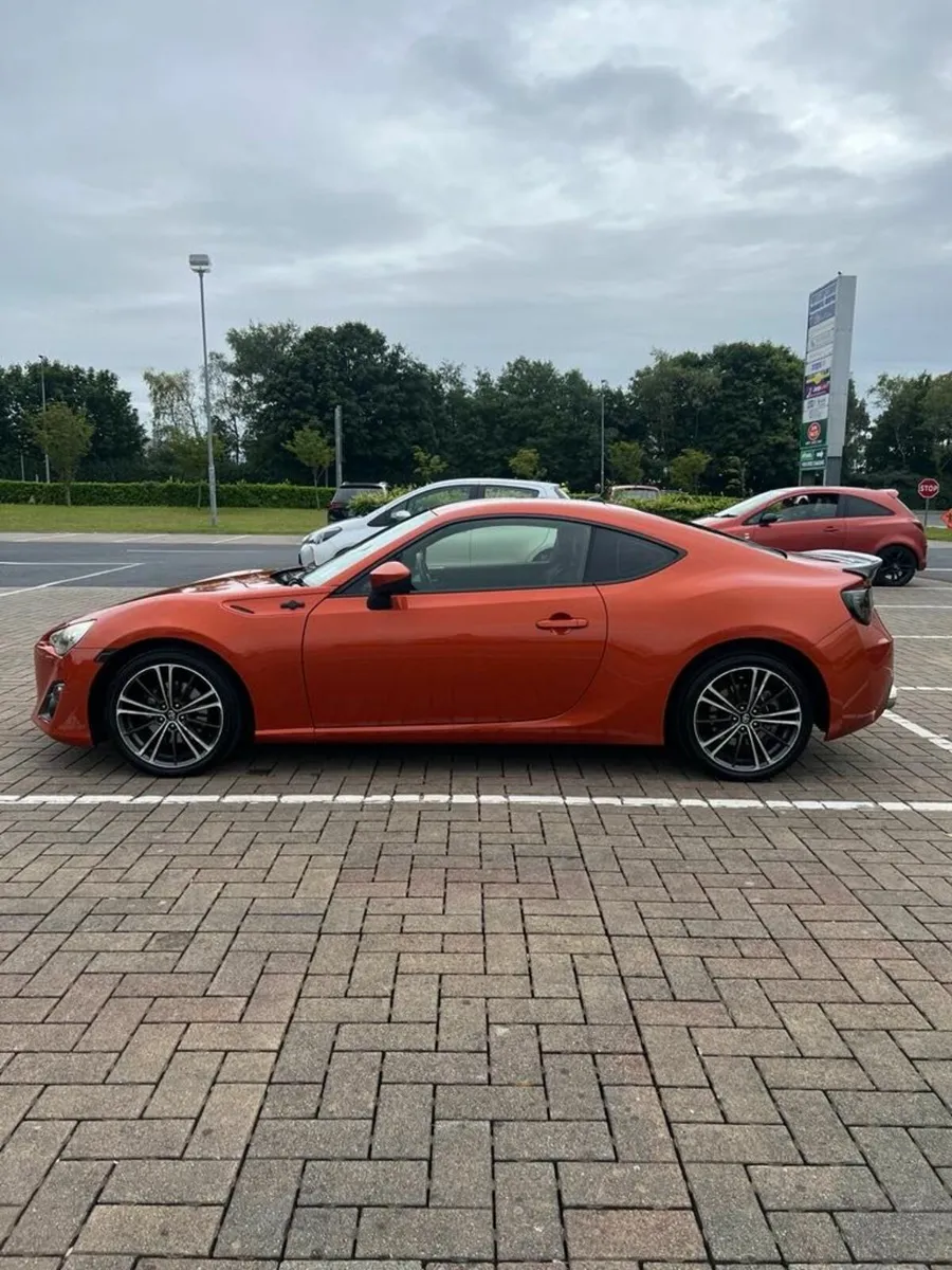 Toyota GT86 2012 - Image 2