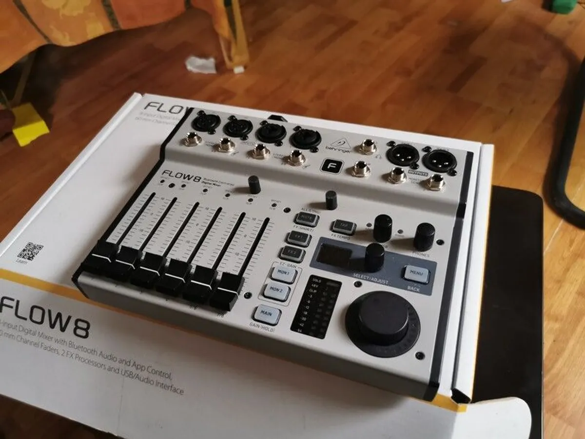 Behringer Flow 8 Digital mixer with multichannel interface and bluetooth. - Image 1