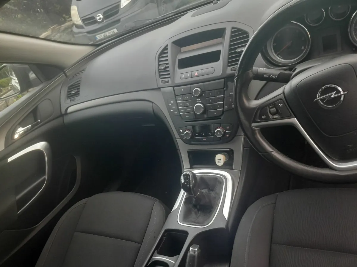 Opel Insignia 2009 - Tax & NCT - Image 2