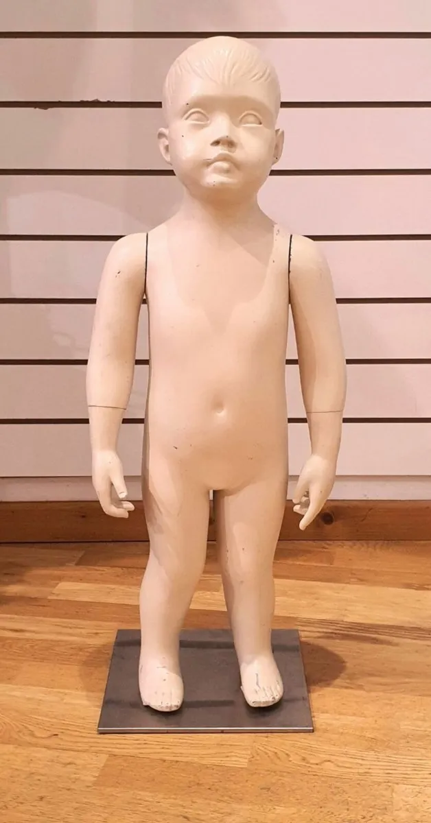 Children's Mannequins for Retail Shopfit - Image 2