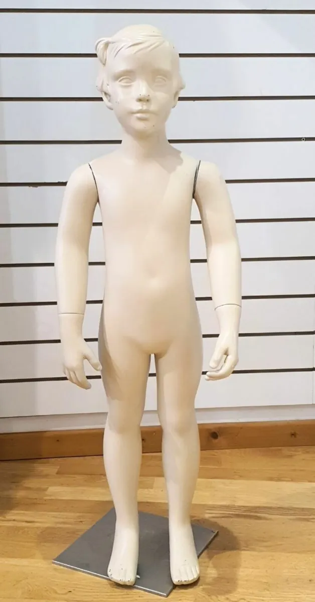 Children's Mannequins for Retail Shopfit - Image 3