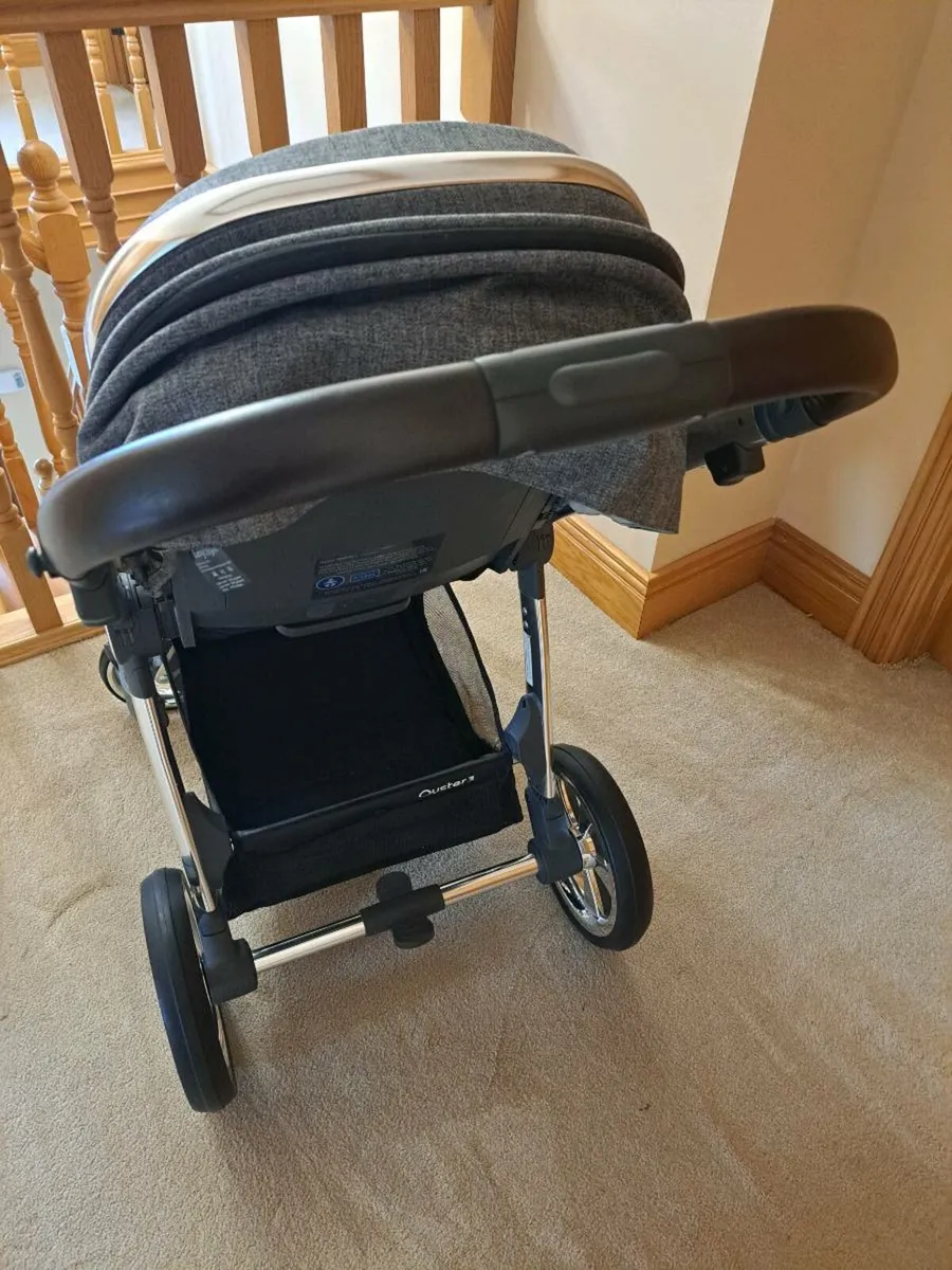 Pushchair - Image 3