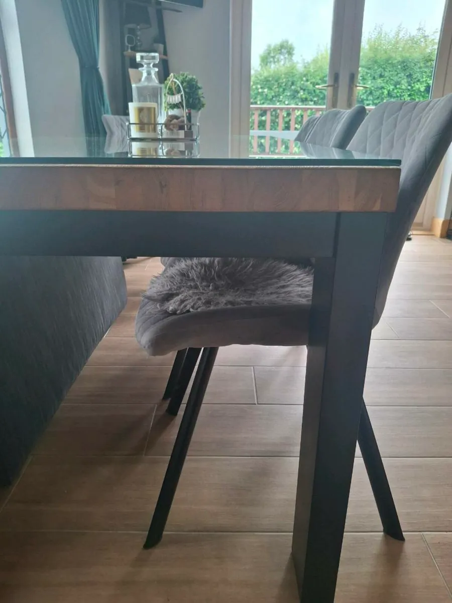 Dining Table - Image 2
