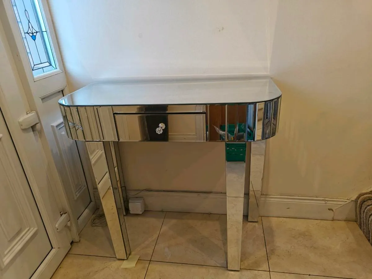 Hallway Table - Image 2