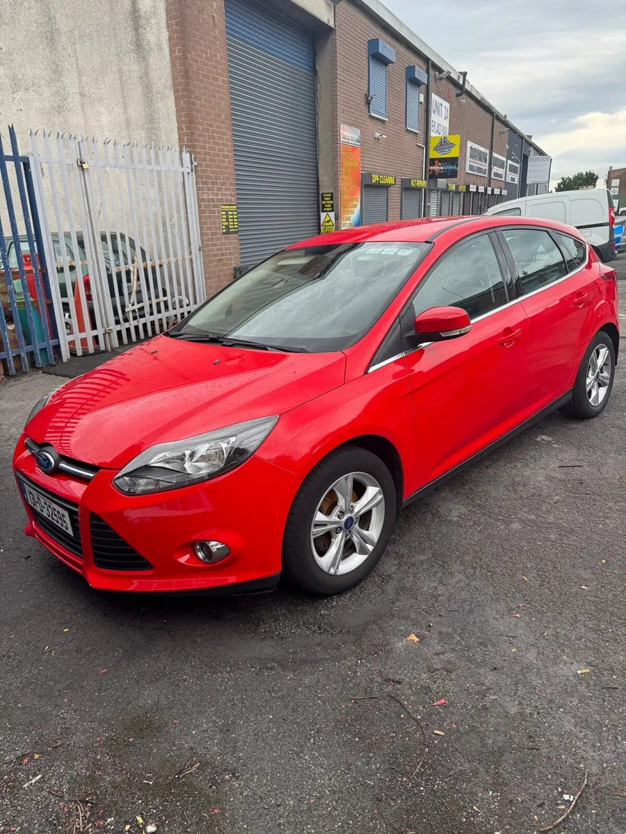 2013 Ford Focus 1.6 Auto only 69km - Zetec - Image 1