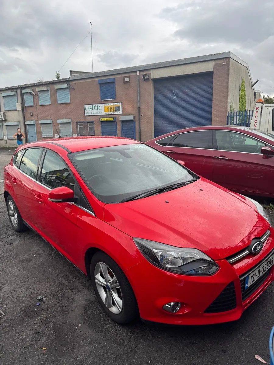 2013 Ford Focus 1.6 Auto only 69km - Zetec - Image 2