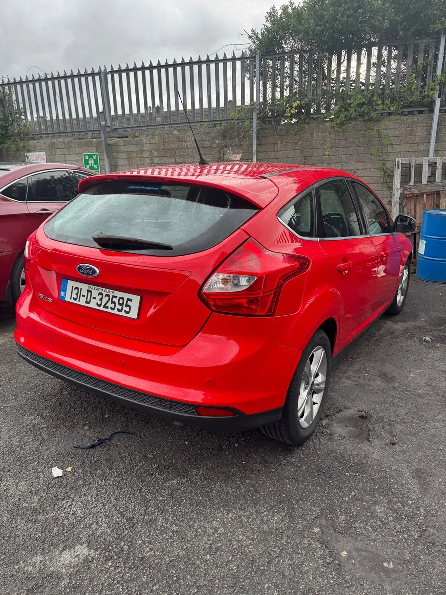 2013 Ford Focus 1.6 Auto only 69km - Zetec - Image 3