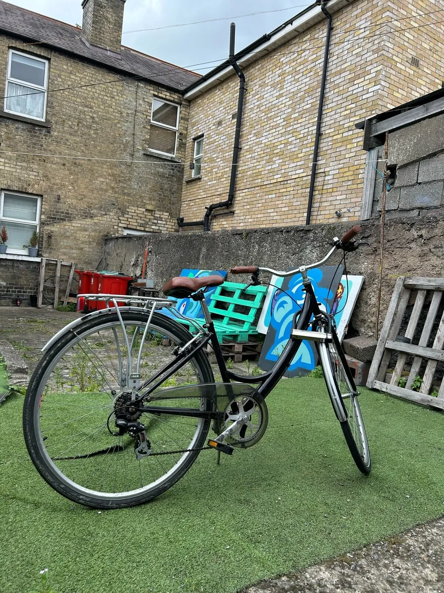 Ladies bike - Image 2