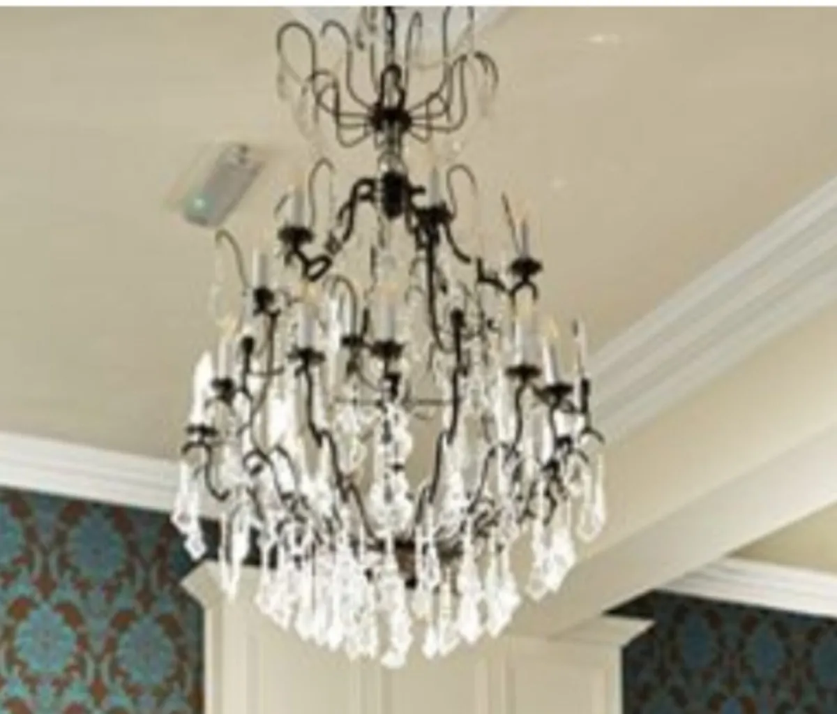 Light feature - Image 1