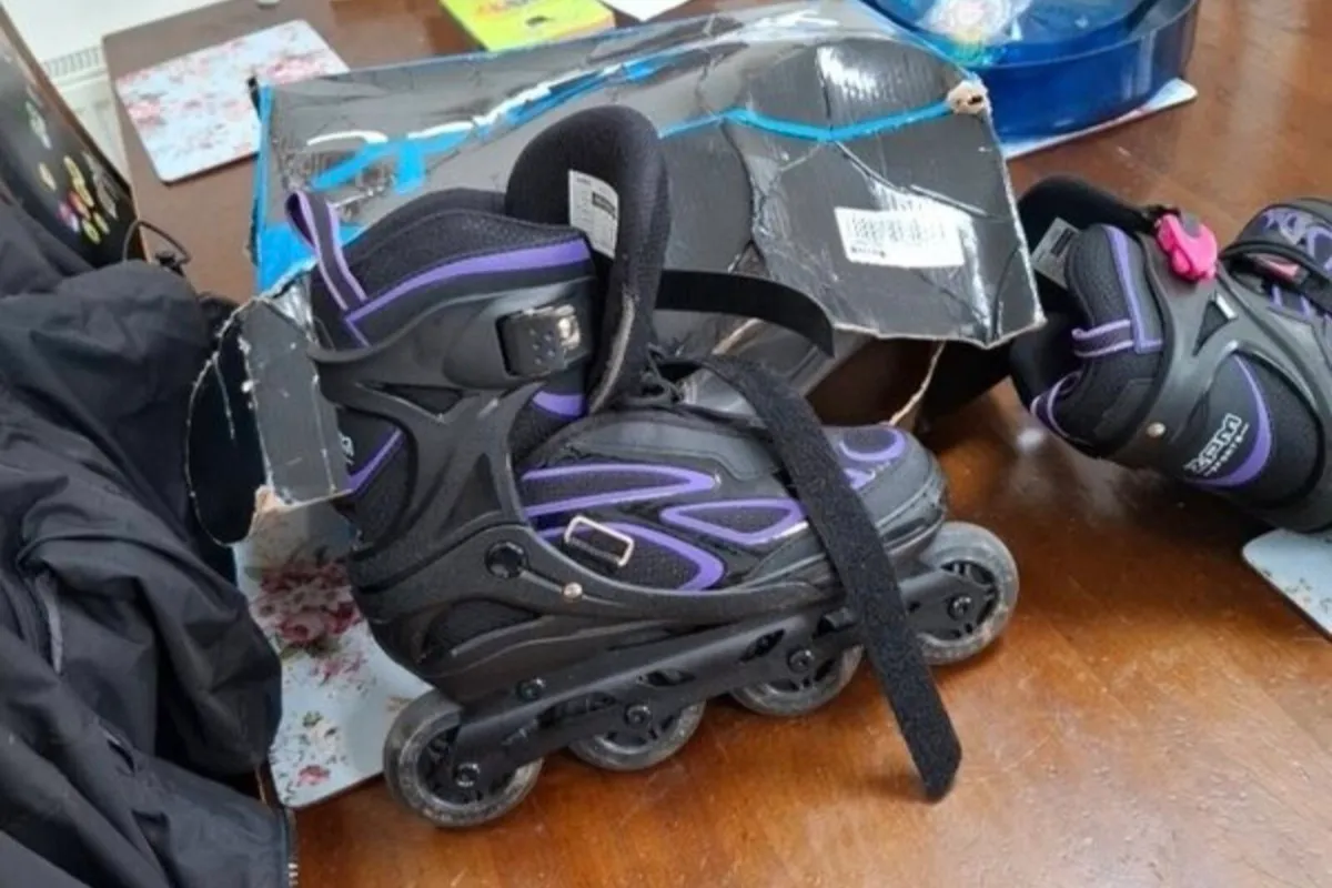 rollerblades - Image 1