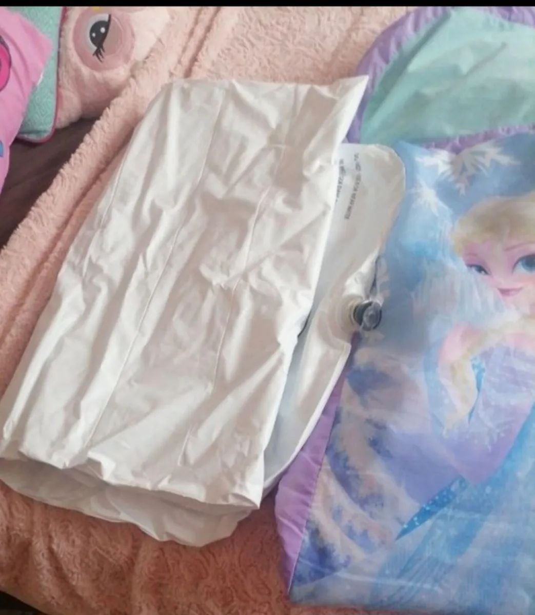 blow up kids bed - Image 3