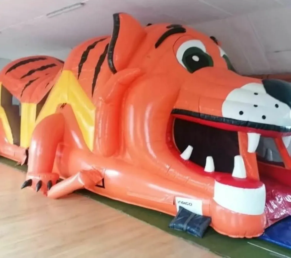 Bouncy Castle assault course - Image 2