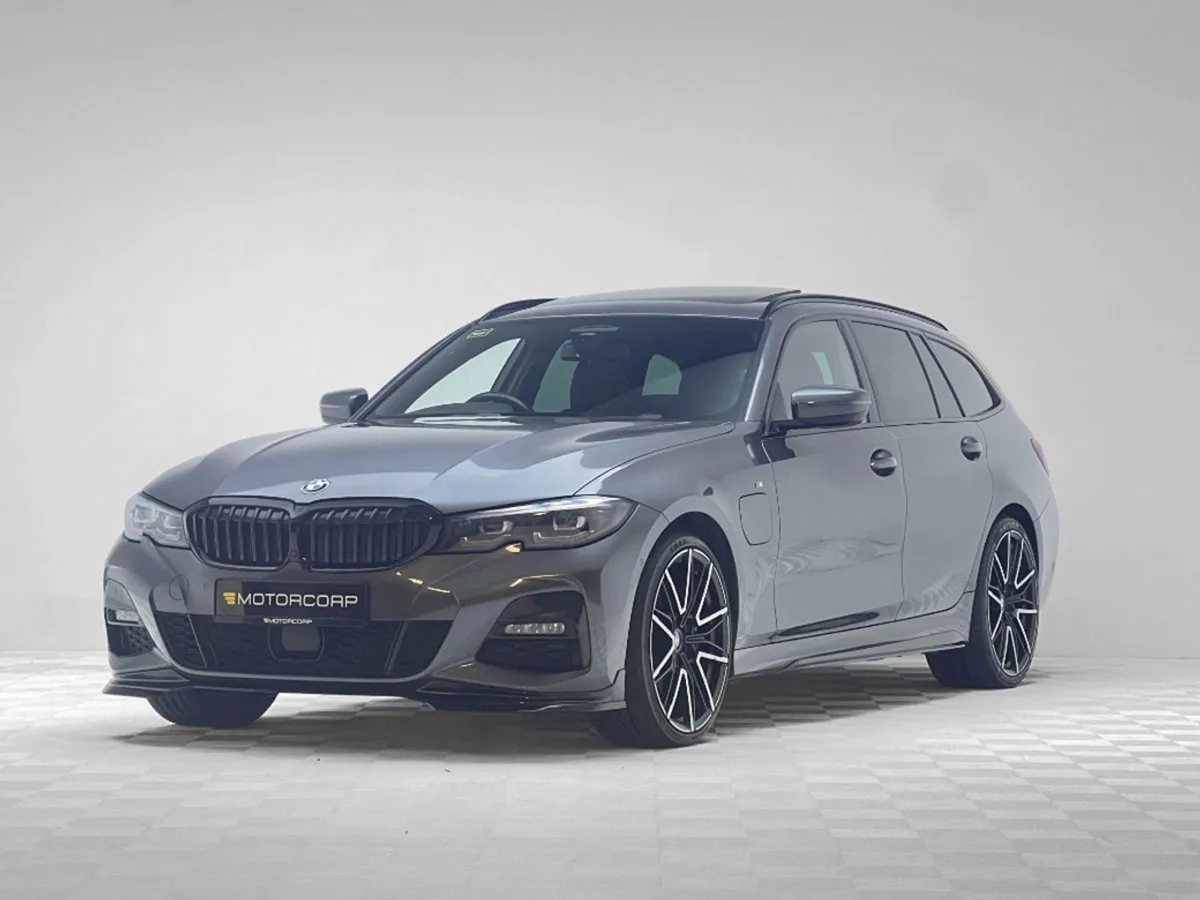 BMW 3 Series 330E M Sport Xdrive  pan Roof - Image 3