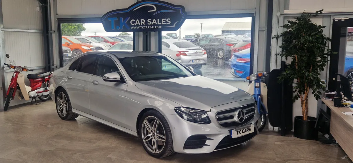 19 MERCEDES BENZ E-CLASS 220 AVANTGARDE - Image 1