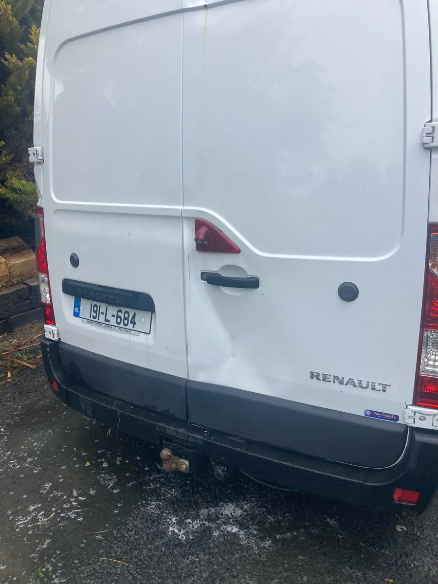 Renault Master - Image 3