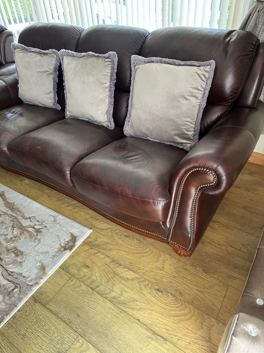 FOR SALE LARGE FULL BROWN LEATHER SUITE - Image 2