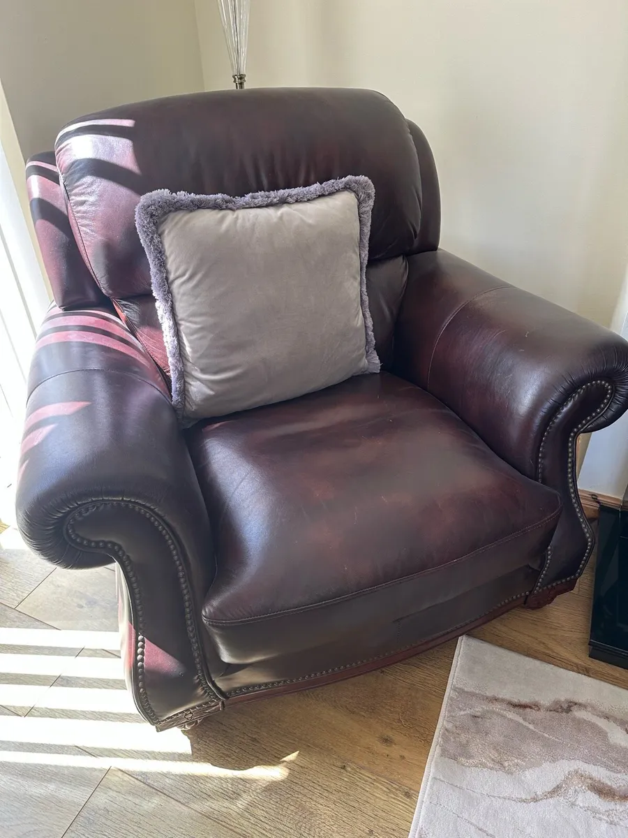 FOR SALE LARGE FULL BROWN LEATHER SUITE - Image 3