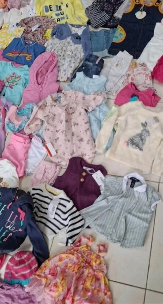 Baby girls clothes bundle 6-9 months - Image 4