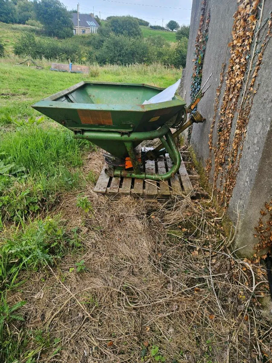 Farm machinery - Image 2
