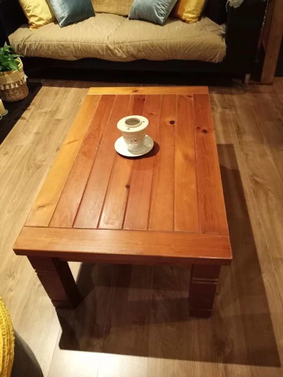 living room furniture - Image 1