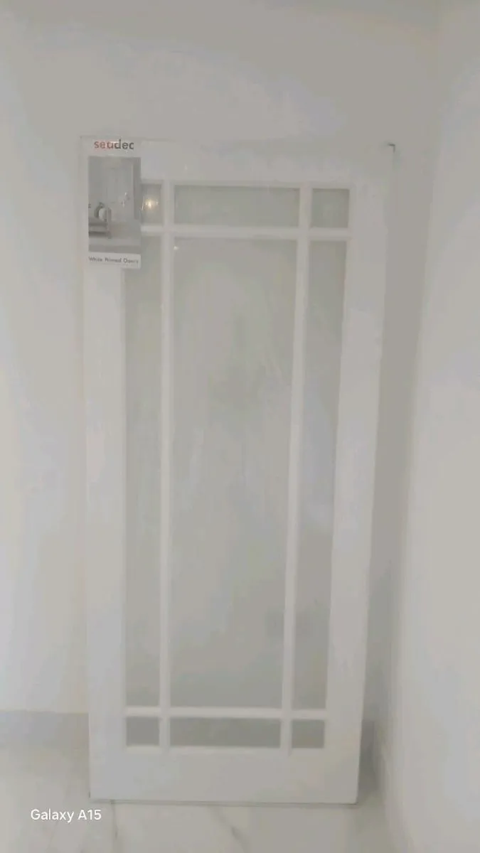 Door and Tiles / Job Lot !! - Image 1