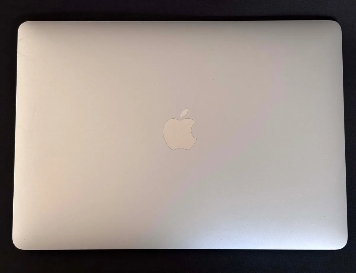 Apple MacBook Pro 13” i7 32GB RAM 512GB SSD A2251 - Image 3
