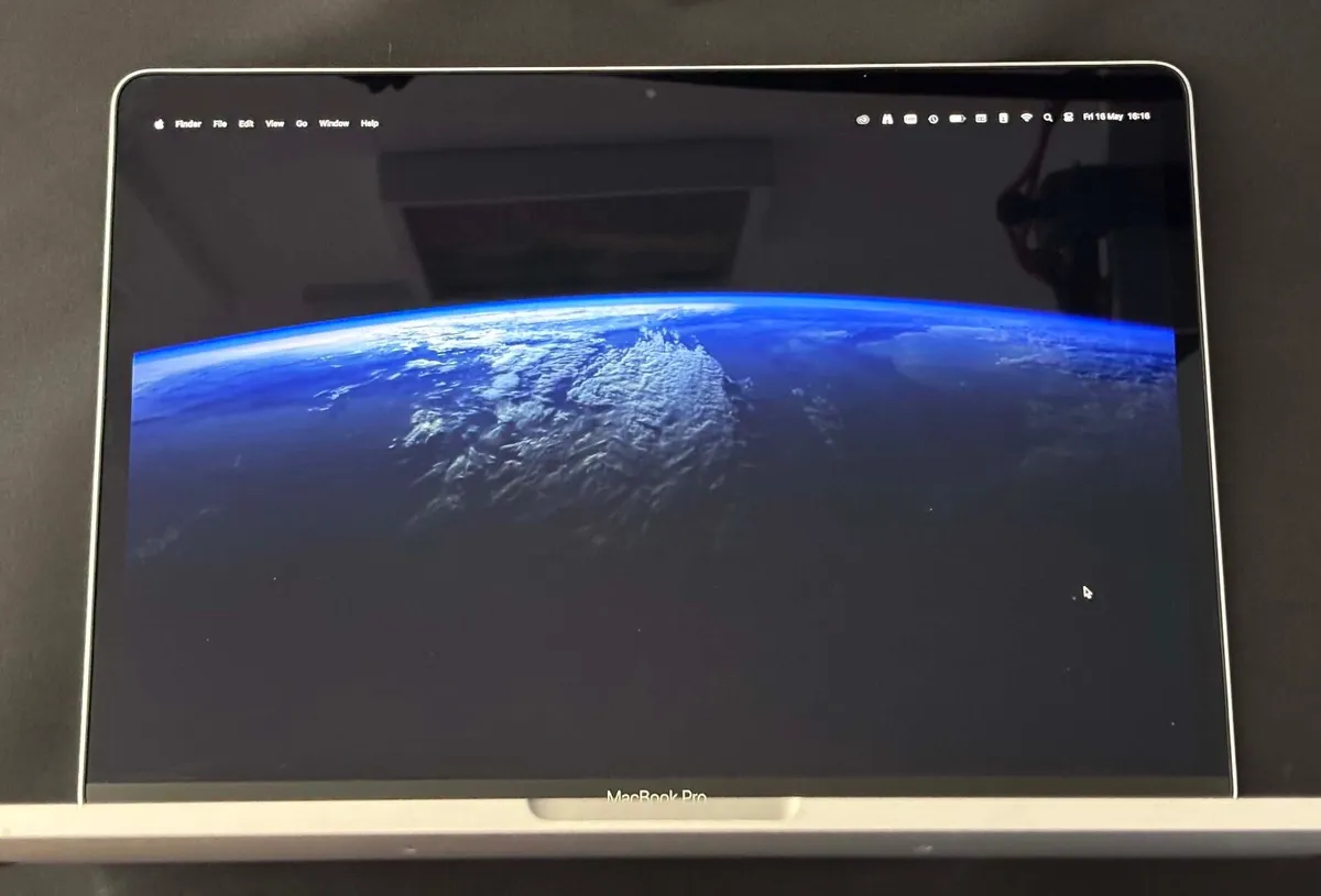 Apple MacBook Pro 13” i7 32GB RAM 512GB SSD A2251 - Image 4