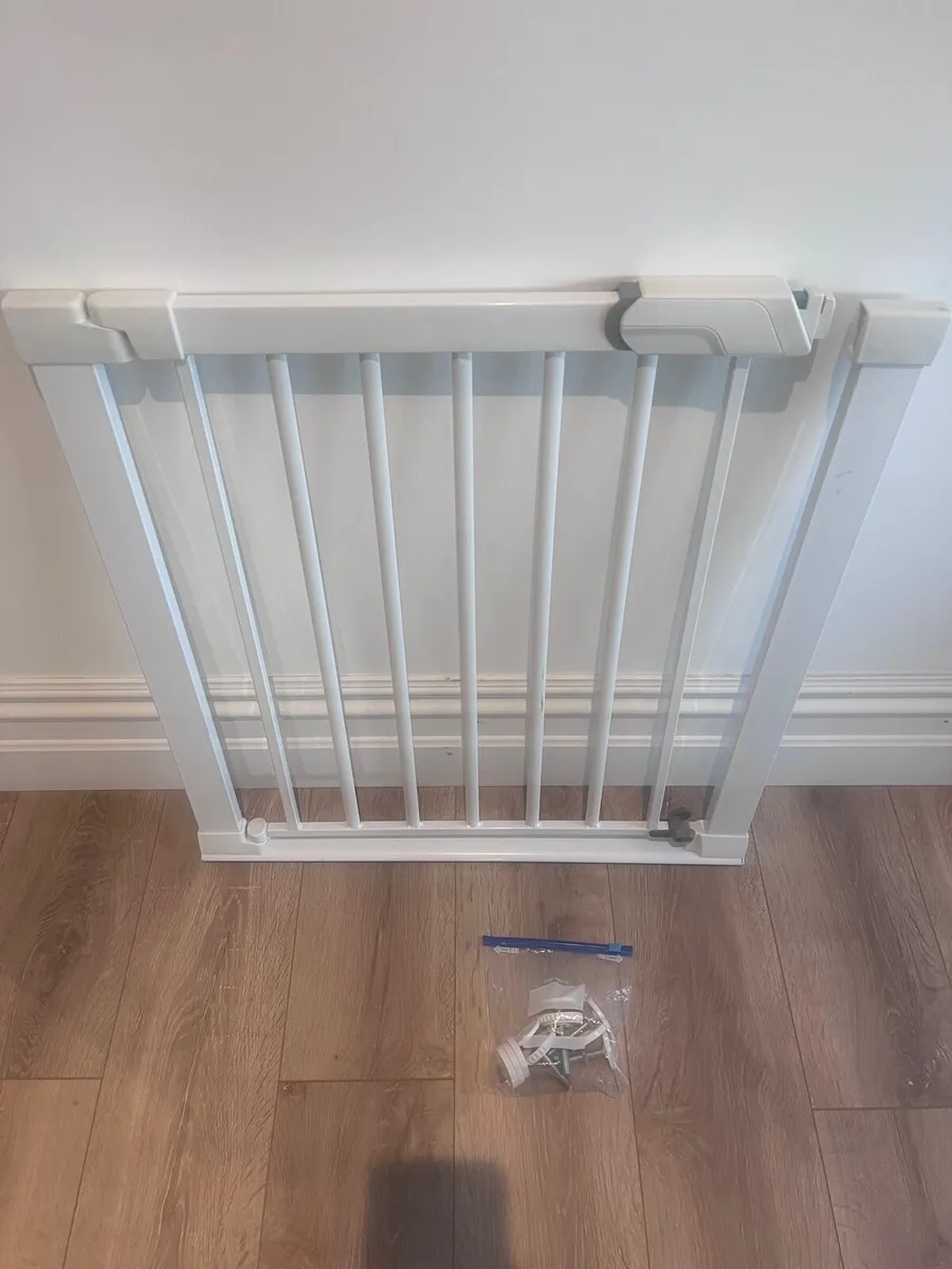 Baby stair gate