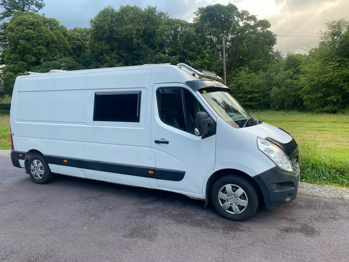 Renault Master Camper - Image 2