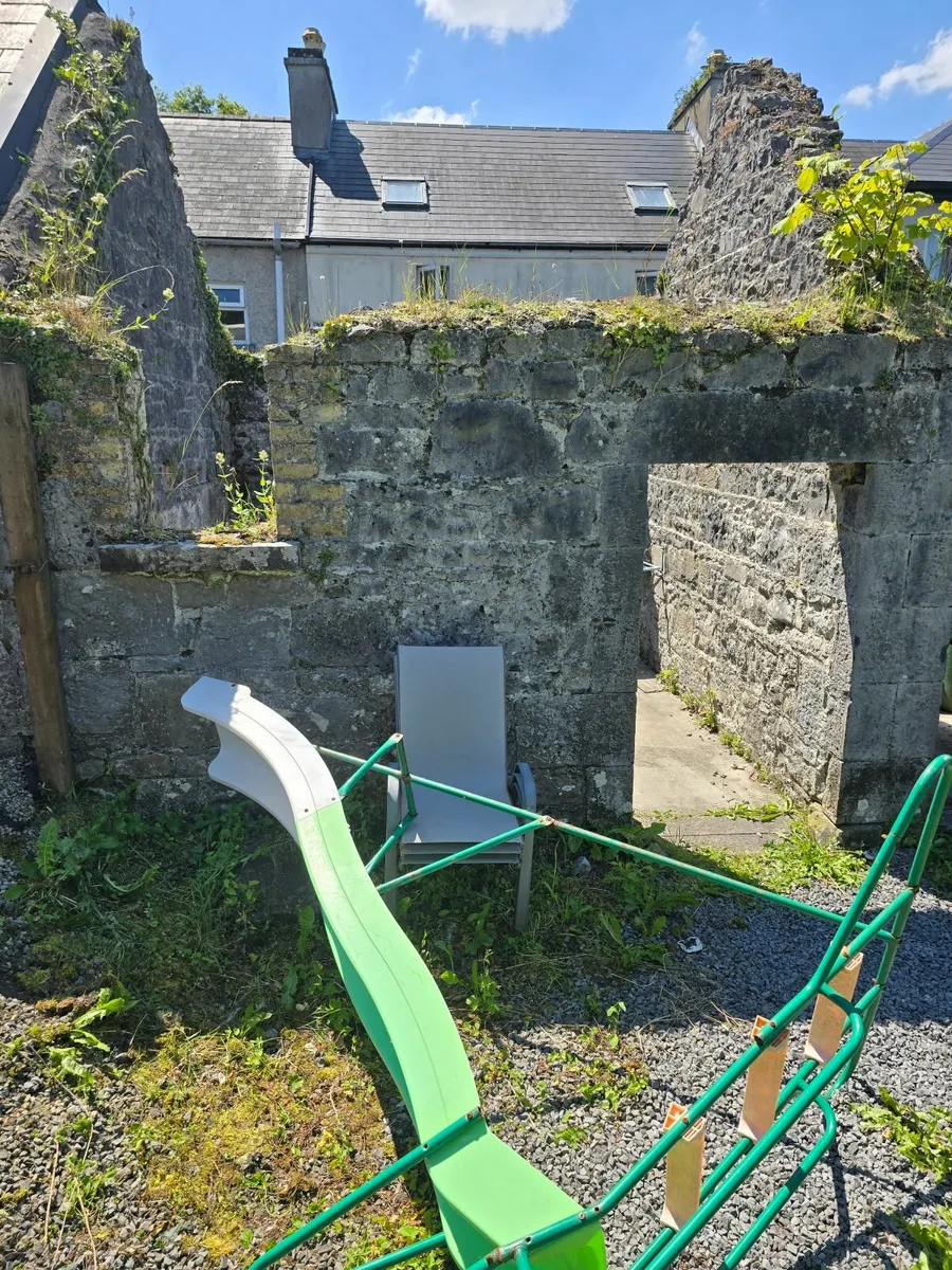 Traditional lime stone - Image 1