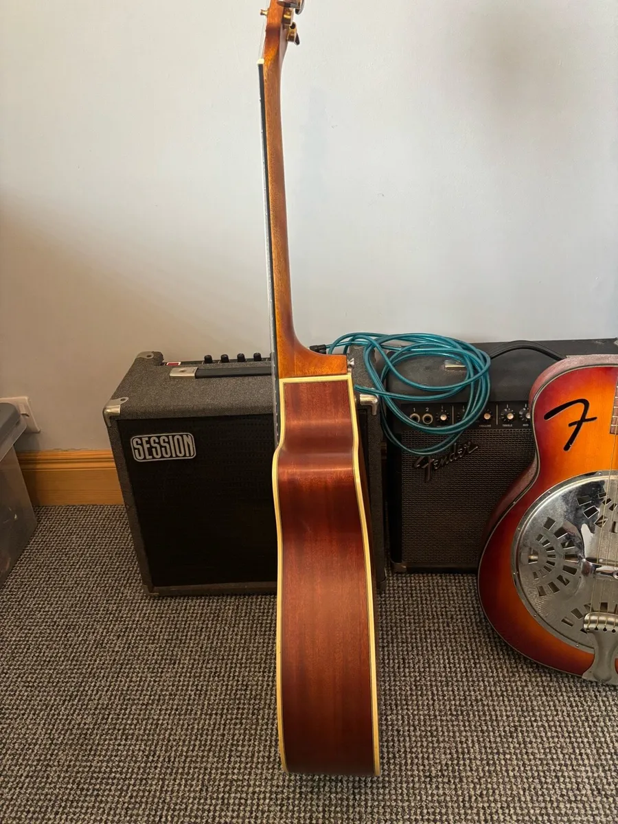 Acoustic guitar - Image 4