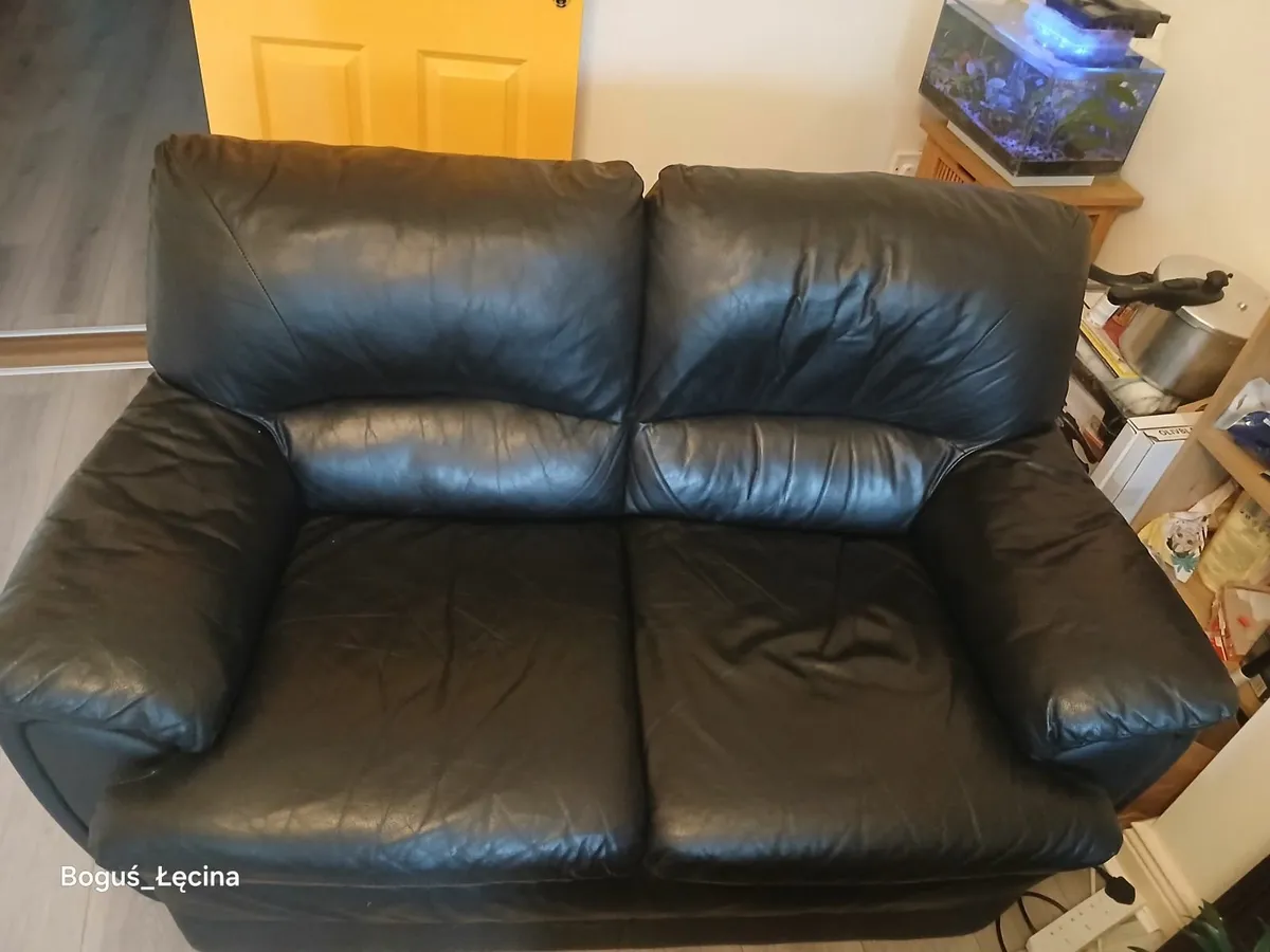 Two Black leather sofa - Image 4