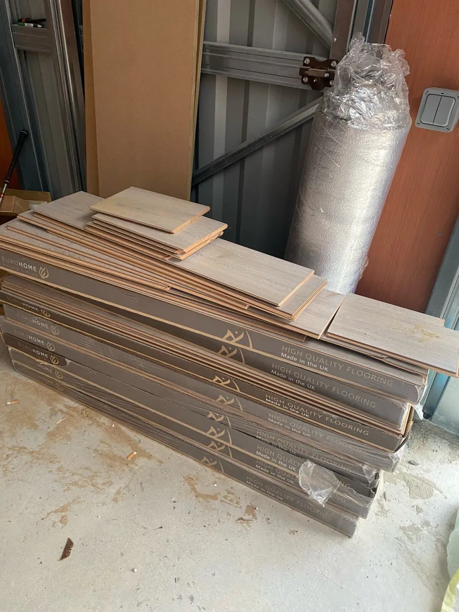 Laminate floor - Image 1