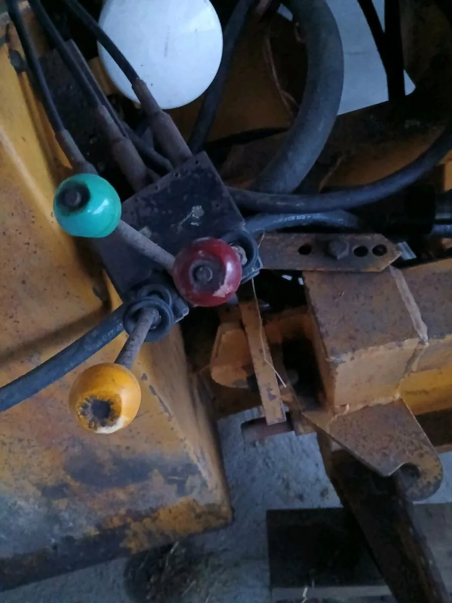 Mc Connel 9058 Hedgecutter - Image 3
