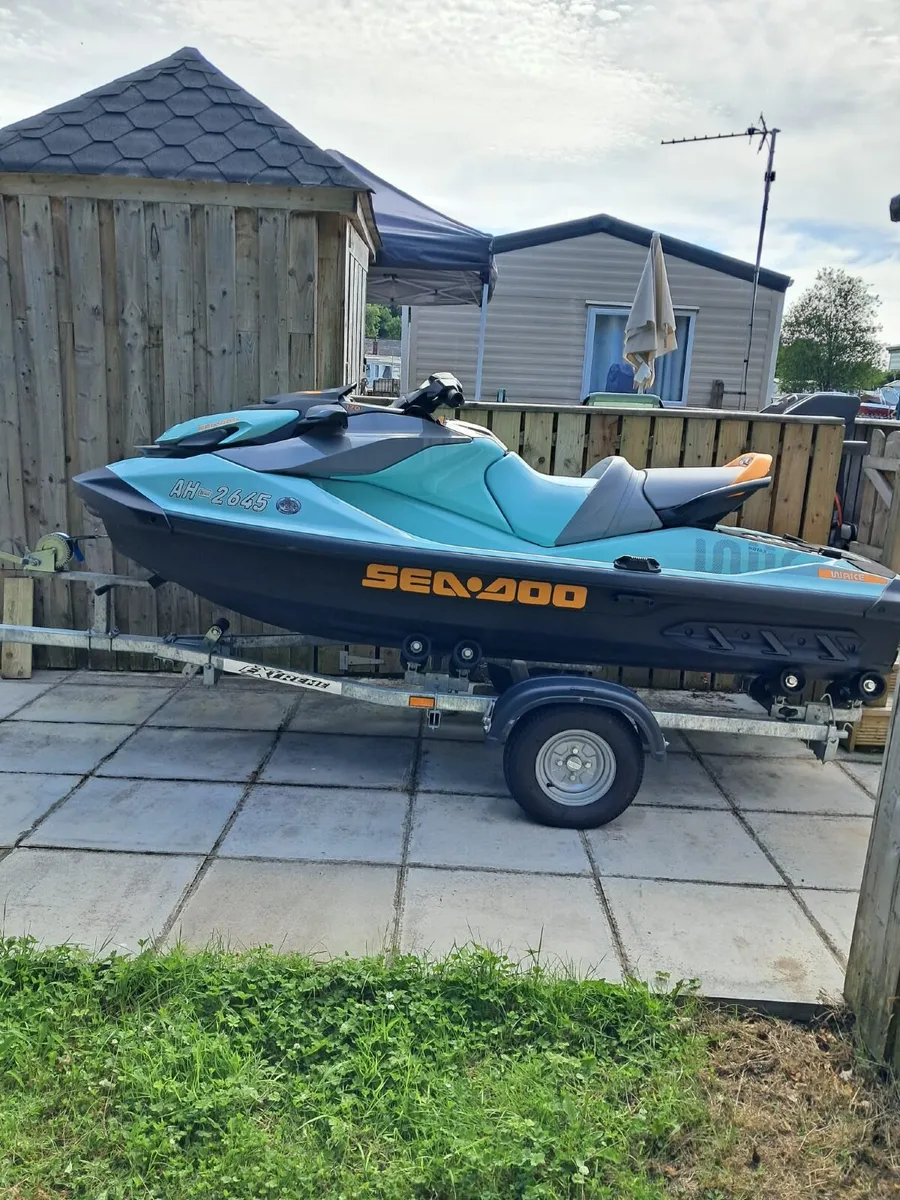 Jetski - Image 1