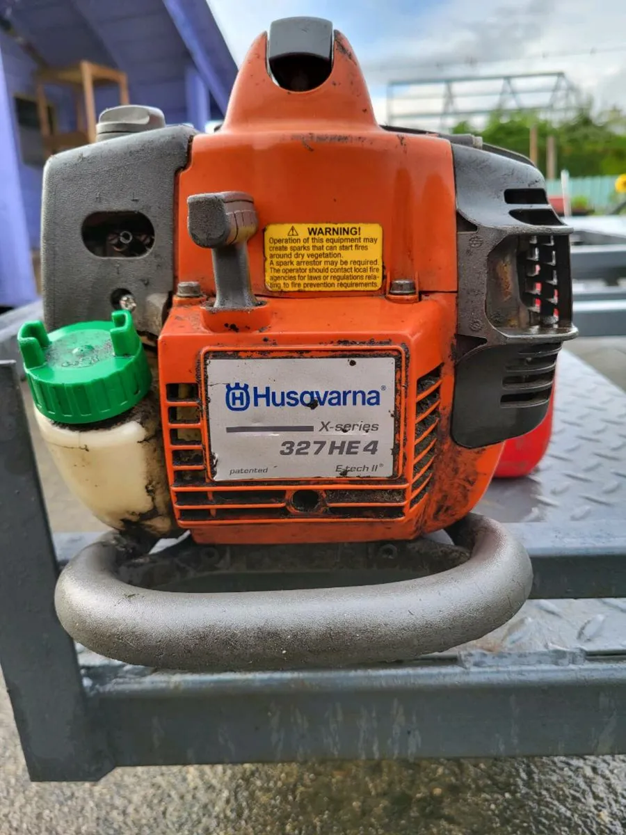 Husqvarna 580bts leaf blower and hedge cutter - Image 3